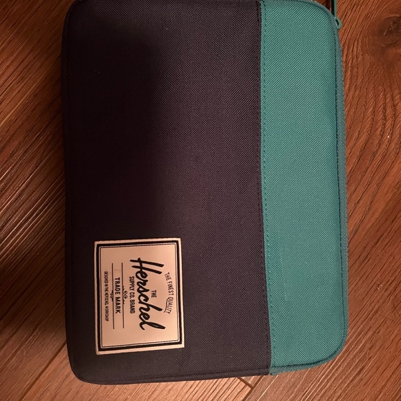 Herschel Supply Company Black and Teal Toiletry Bag - Picture 1 of 7